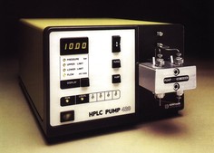 Kontron HPLC Pumpe 420